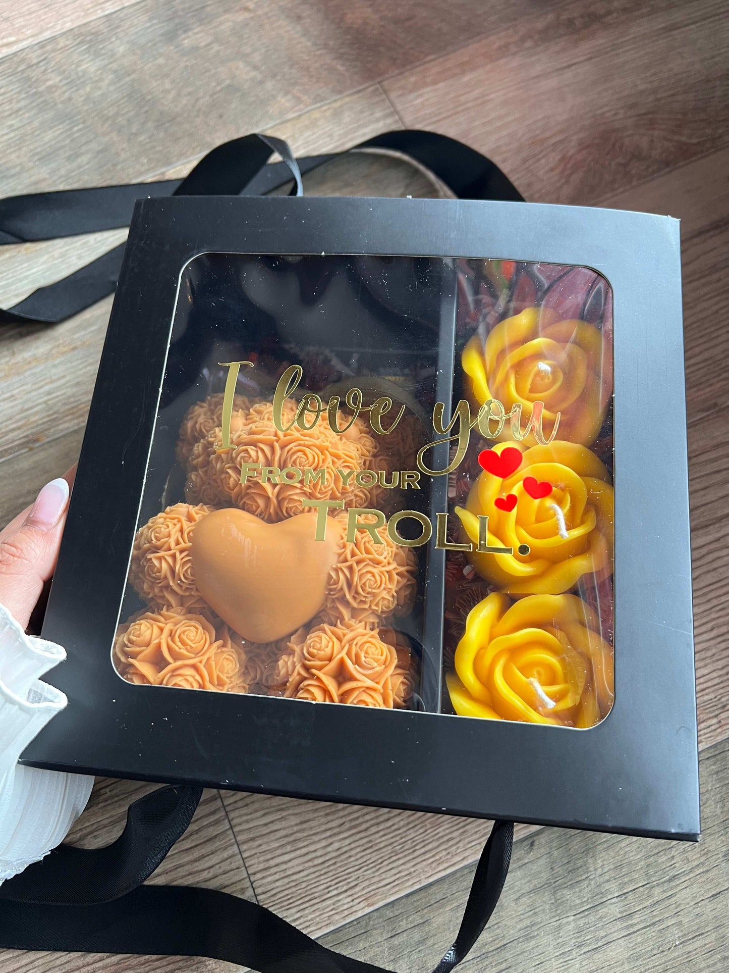 Customizable Teddy bear & Roses gift box