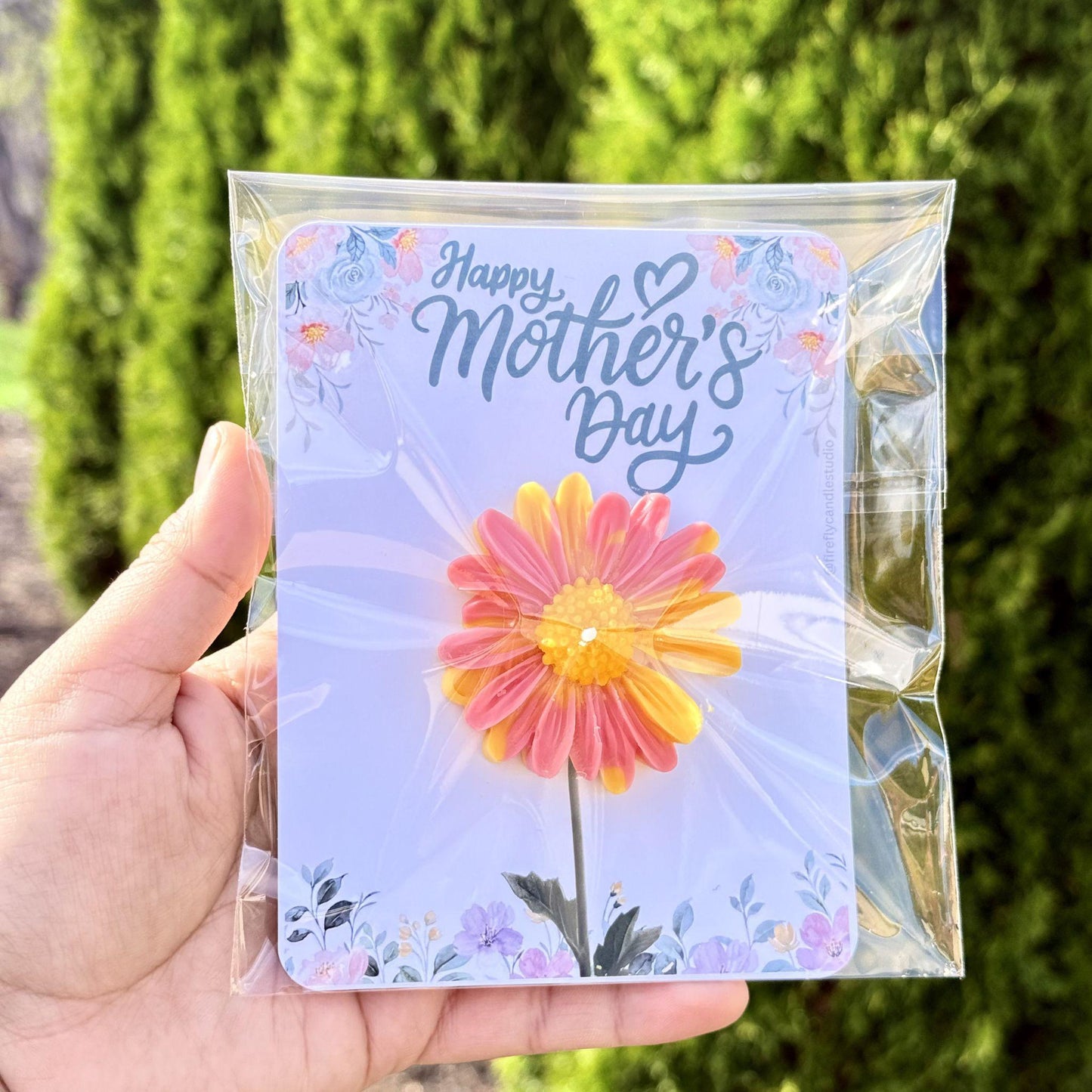 Tarjeta del Día de la Madre con vela de margarita